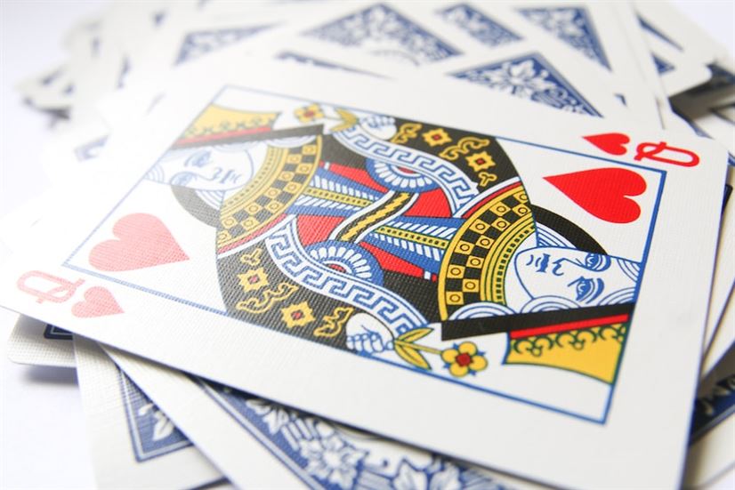 Consejos avanzados de poker: mejora tu juego y domina la mesa
